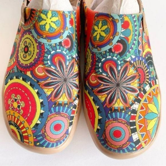 uin blossom shoes